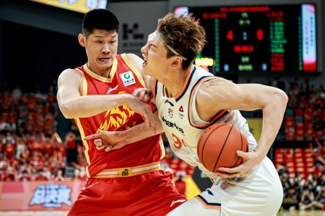 大乐透-拒绝横扫！广厦主力克上海扳回一局 胡金秋30分